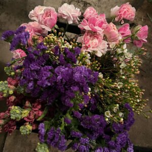 farmers-choice-bucket-of-blooms